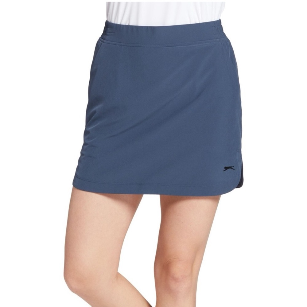 Slazenger Women's Tech Pull-On 16” Golf Skort in Grey Slate size small